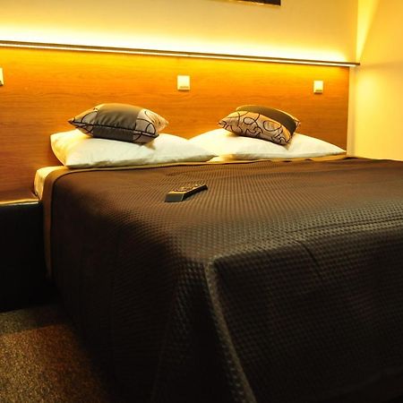 Villa B&B Warszawa Eksteriør billede